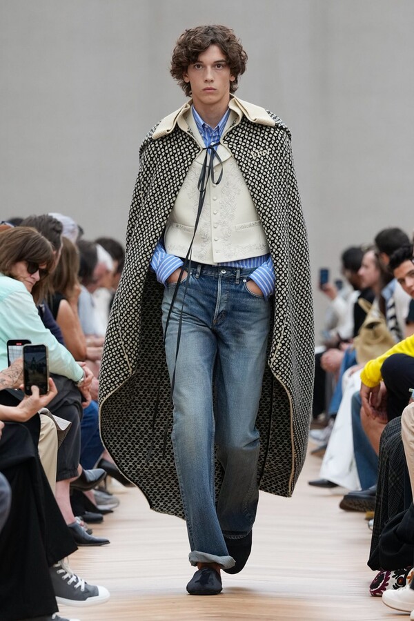 Jonathan Anderson Diori jaoks2