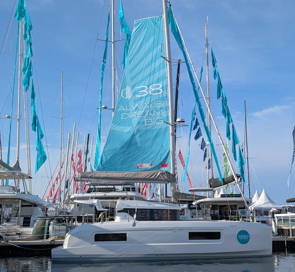 Zaglowe4 katamaraanid