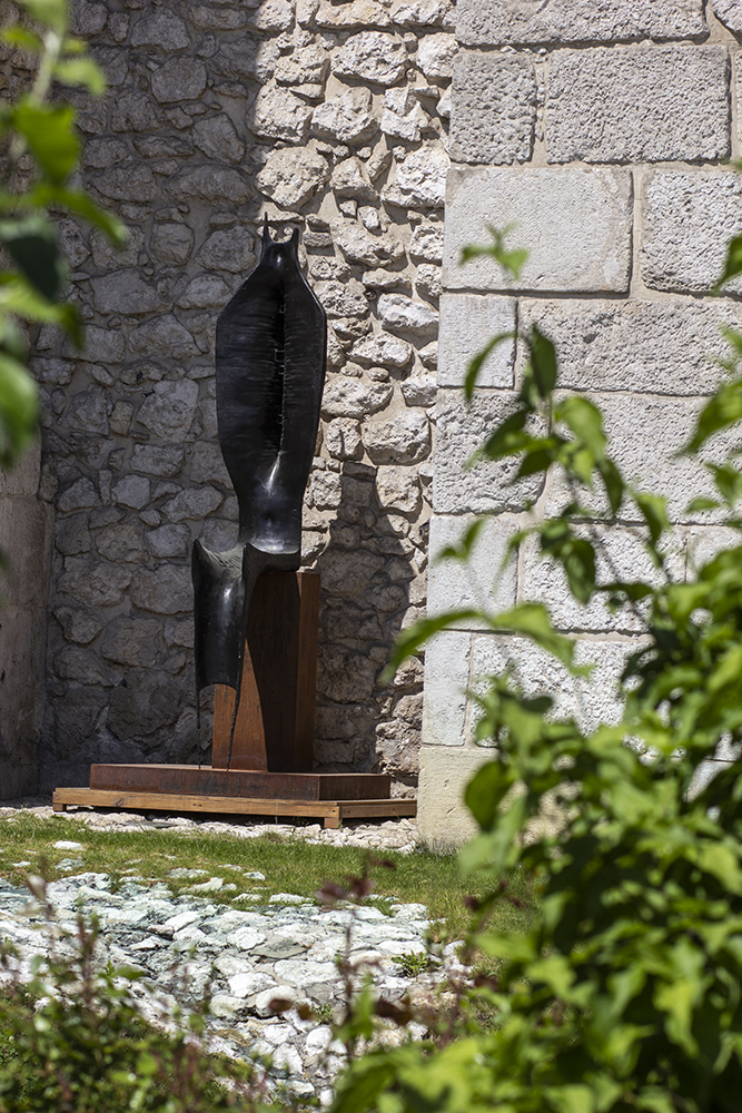 Beksinski. Skulptuurid Dokumentatsioon10väike