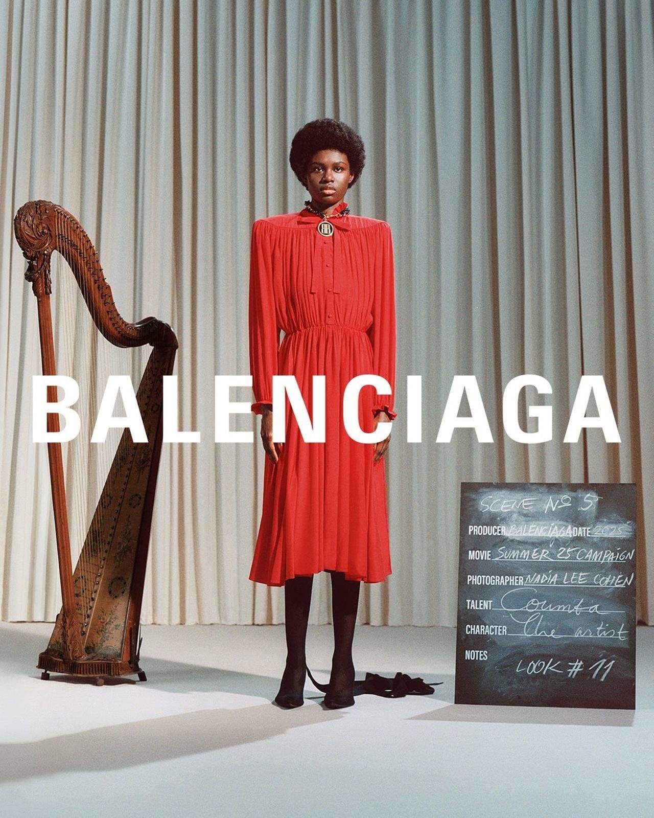 Balenciaga suvekampaania