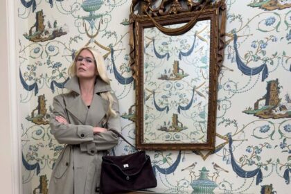 Balenciaga kampaania Claudia Schifferiga