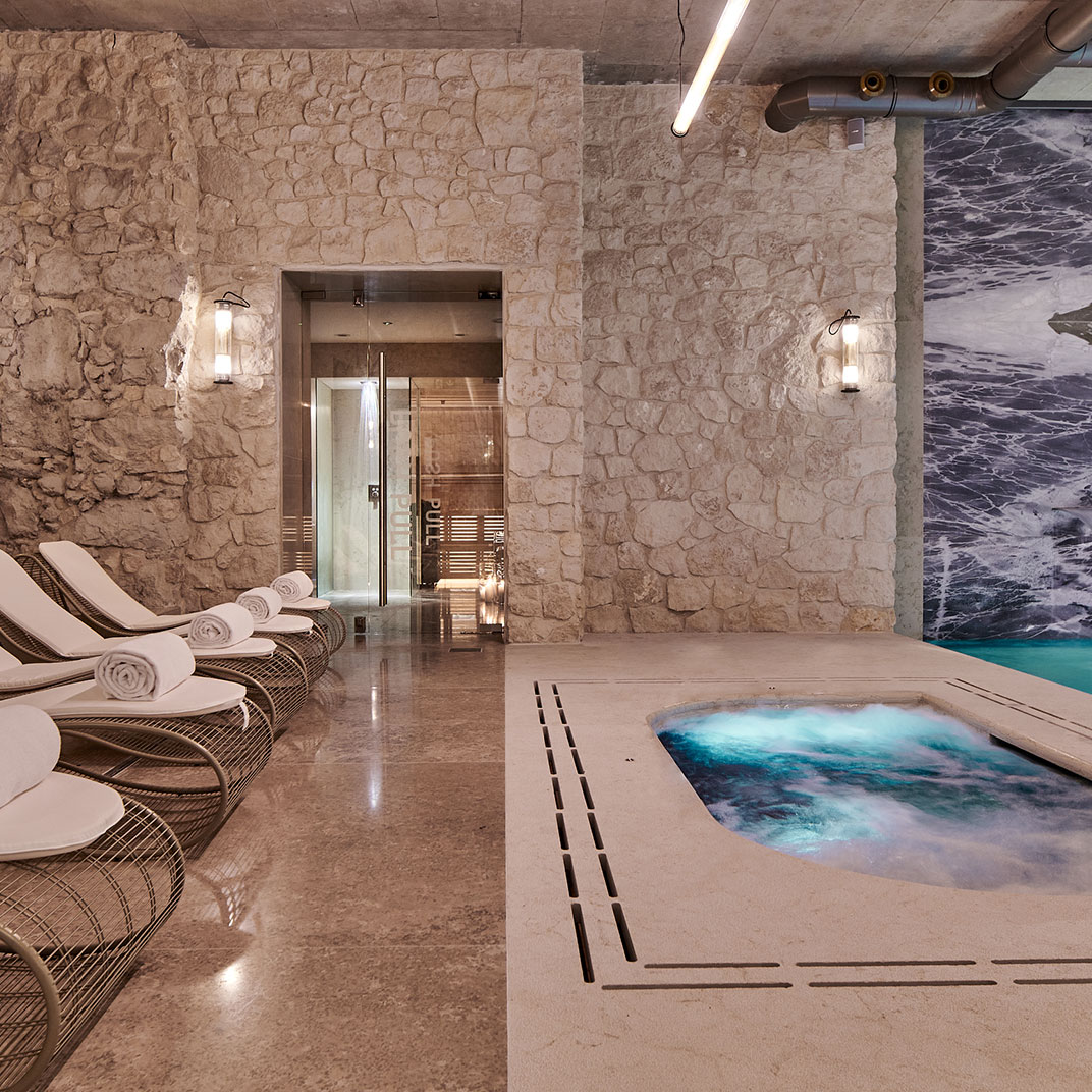 Michelini tärniga pärjatud Krakowi hotell H15 Luxury Palace5