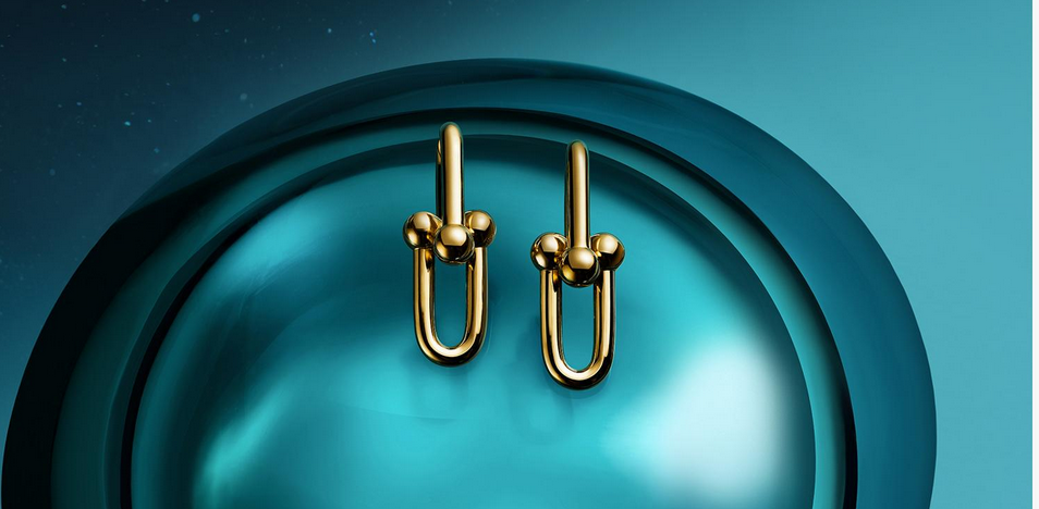 Ehted j&otilde;ulukuuse alla