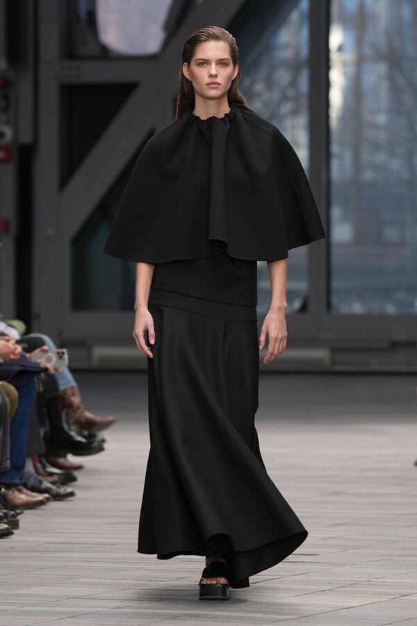 Calvin Klein Mütoloogia ja Tänapäeva Vahel