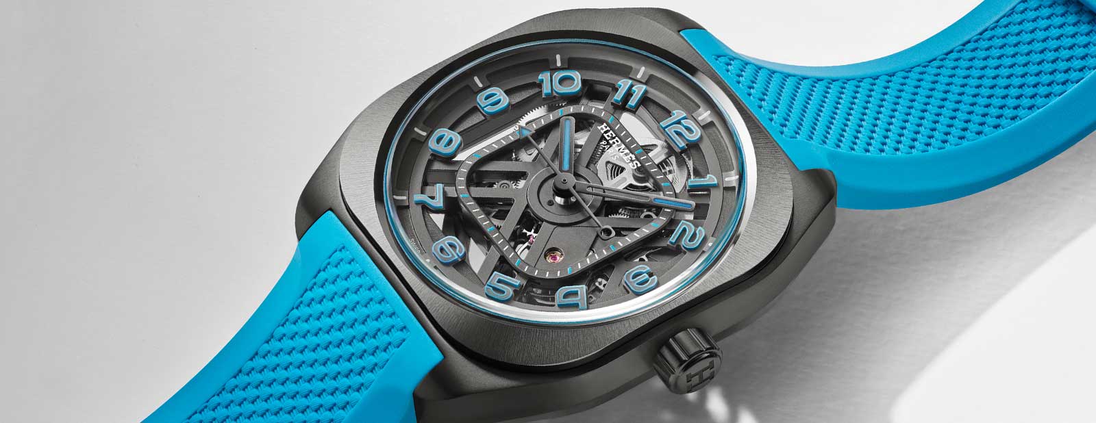 Kellad Herm&egrave;s&rsquo;lt murravad traditsioone3