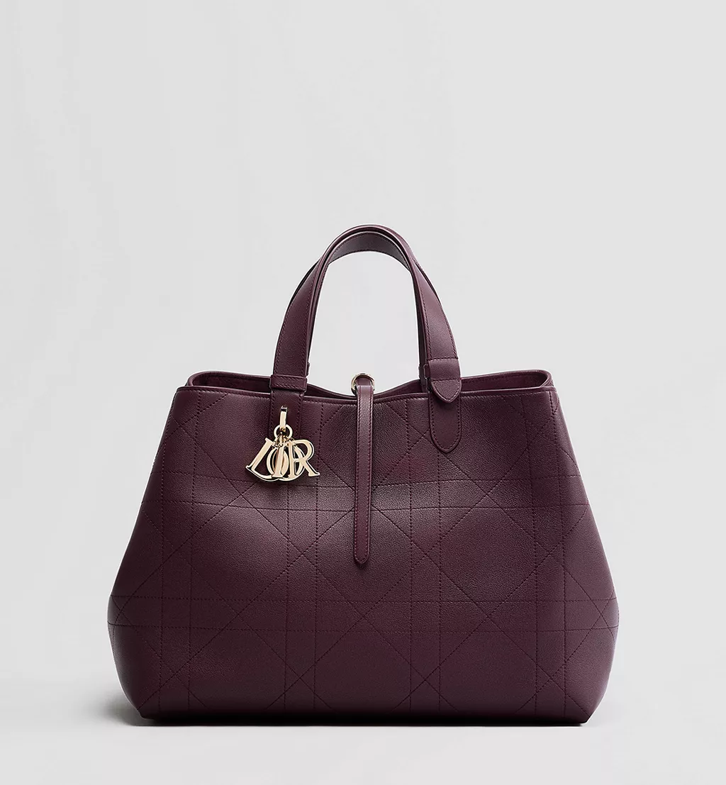 Burgundia k&auml;ekott Dior1