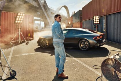 Brad Pitt ja Mercedes Amg